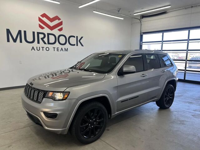 2017 Jeep Grand Cherokee Altitude