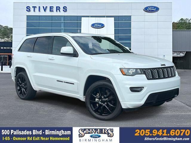 2019 Jeep Grand Cherokee Laredo