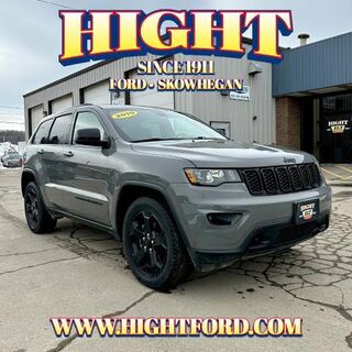 2019 Jeep Grand Cherokee Laredo — photo 1 of 13