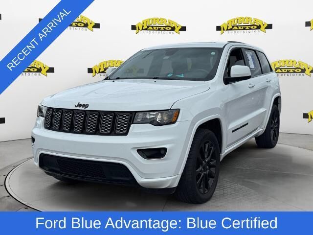 2020 Jeep Grand Cherokee Laredo