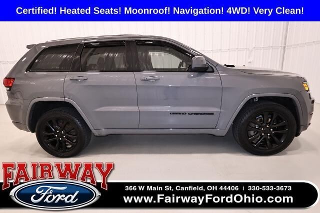 2020 Jeep Grand Cherokee Laredo — photo 1 of 12