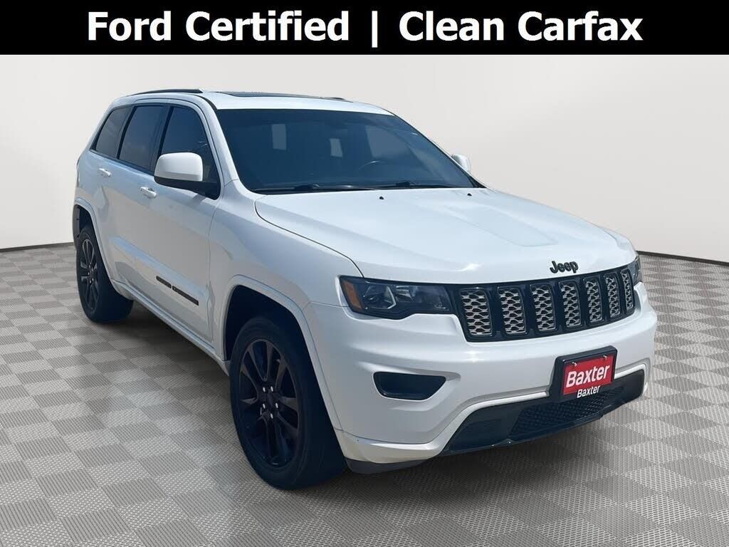 2021 Jeep Grand Cherokee Laredo E — photo 1 of 3