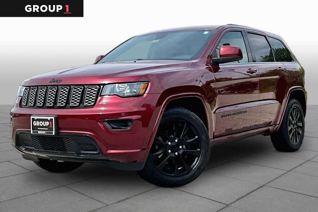 2018 Jeep Grand Cherokee Laredo — photo 1 of 1