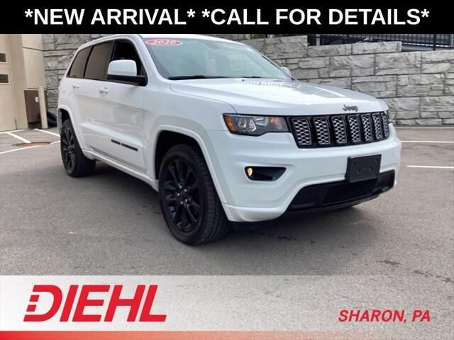 2020 Jeep Grand Cherokee Altitude — photo 1 of 24