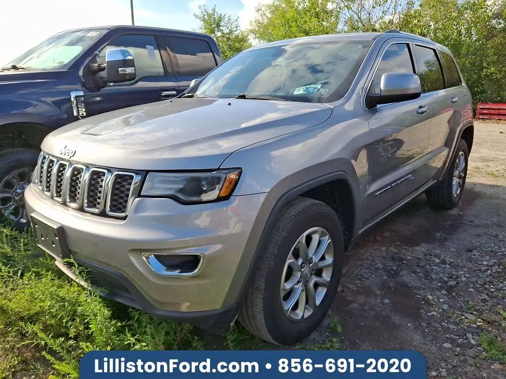 2021 Jeep Grand Cherokee Laredo E — photo 1 of 23