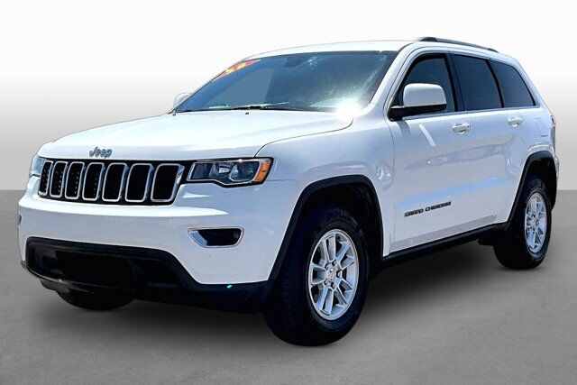 2018 Jeep Grand Cherokee Laredo E — photo 1 of 13