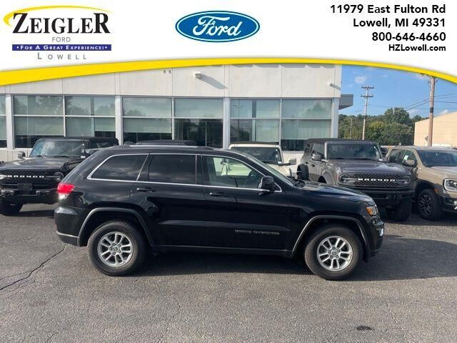 2019 Jeep Grand Cherokee Laredo — photo 1 of 13