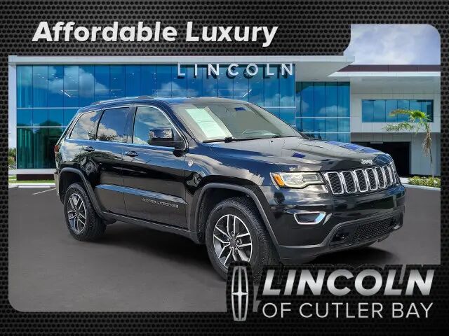 2020 Jeep Grand Cherokee Laredo