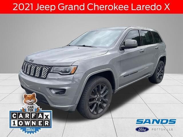 2021 Jeep Grand Cherokee Laredo E — photo 1 of 36
