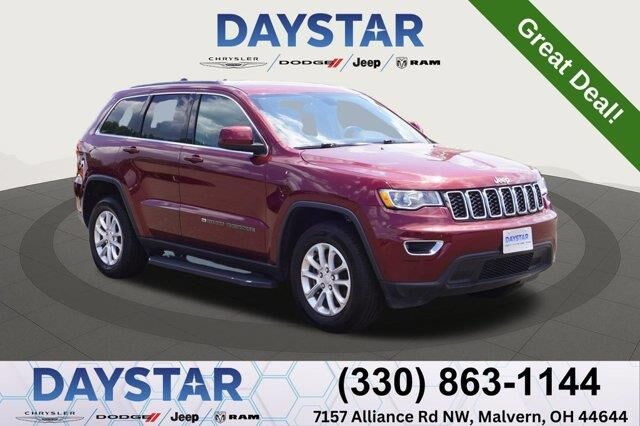 2022 Jeep Grand Cherokee WK Laredo E — photo 1 of 2