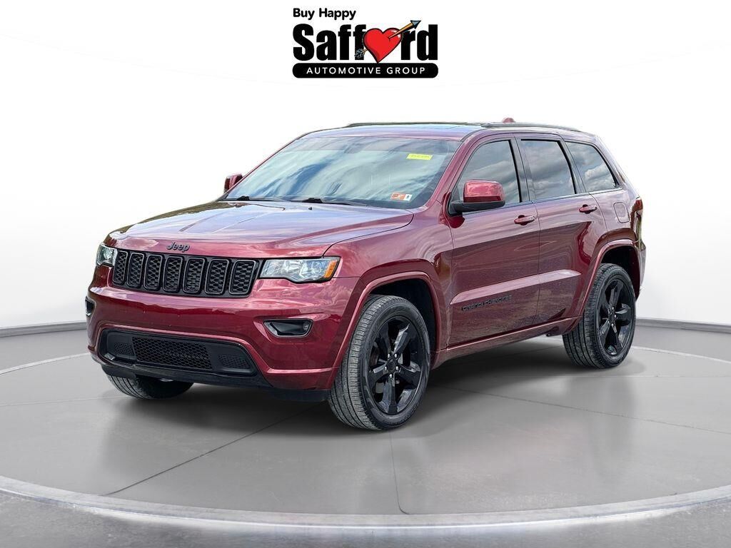 2019 Jeep Grand Cherokee Altitude — photo 1 of 13