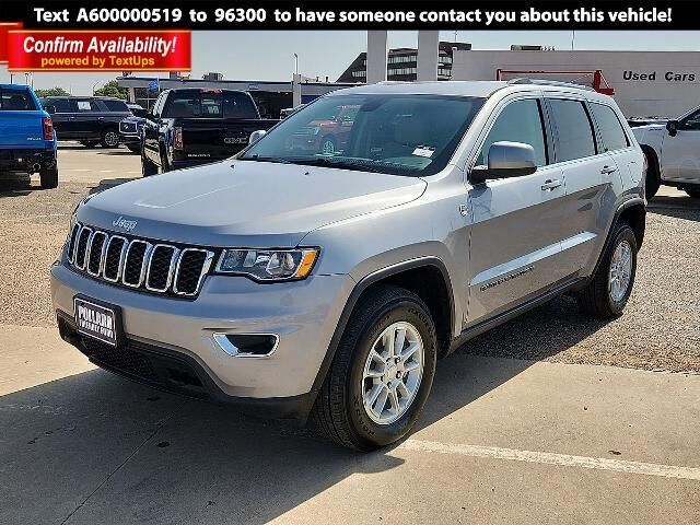 2020 Jeep Grand Cherokee Laredo — photo 1 of 24