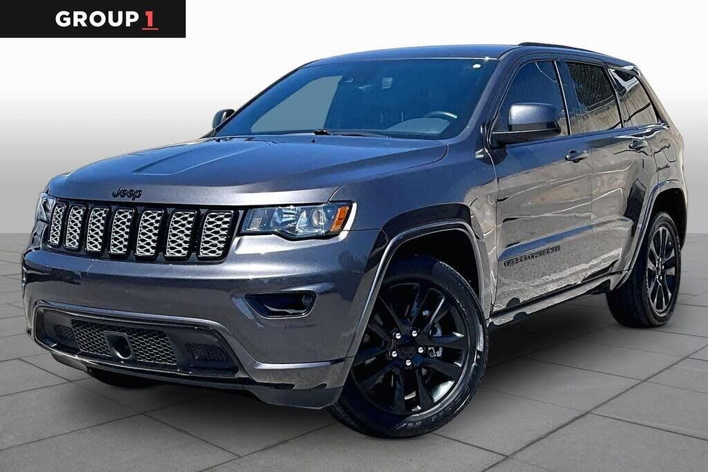 2021 Jeep Grand Cherokee Laredo E — photo 1 of 1