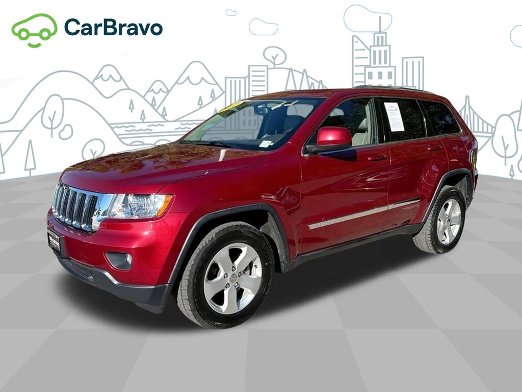 2012 Jeep Grand Cherokee Laredo — photo 1 of 7