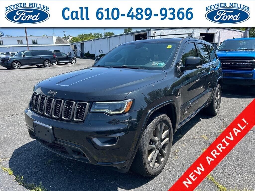2016 Jeep Grand Cherokee Limited — photo 1 of 3