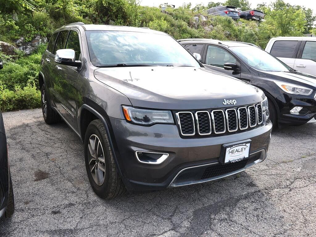 2020 Jeep Grand Cherokee Limited — photo 1 of 12