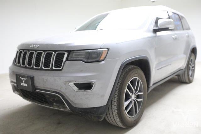 2017 Jeep Grand Cherokee Limited — photo 1 of 13