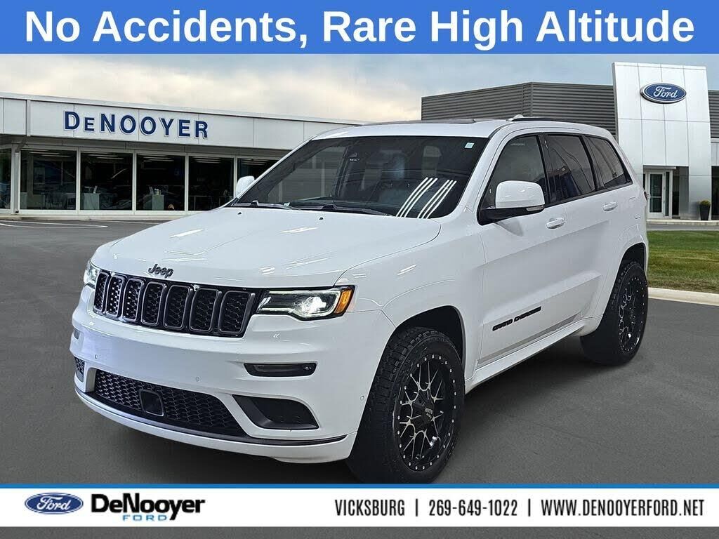 2020 Jeep Grand Cherokee Overland — photo 1 of 1