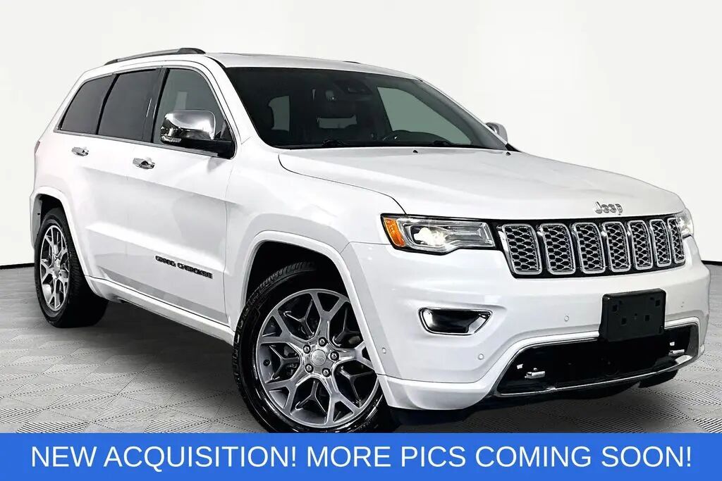 2020 Jeep Grand Cherokee Overland — photo 1 of 1
