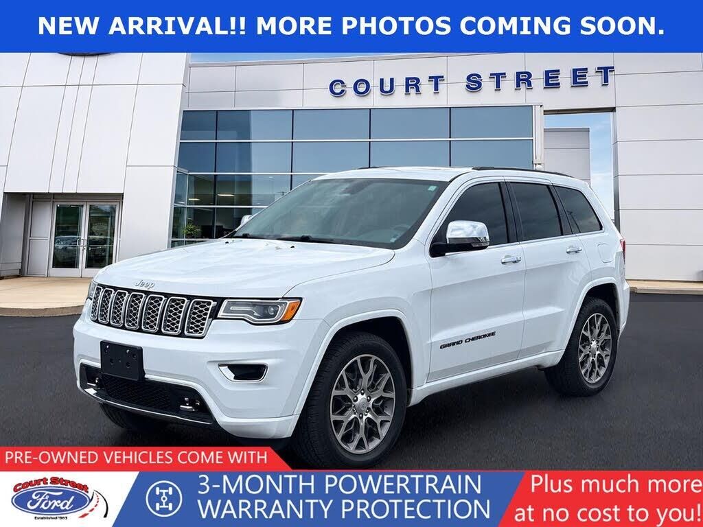 2020 Jeep Grand Cherokee Overland — photo 1 of 1
