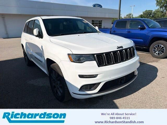 2021 Jeep Grand Cherokee Overland — photo 1 of 26