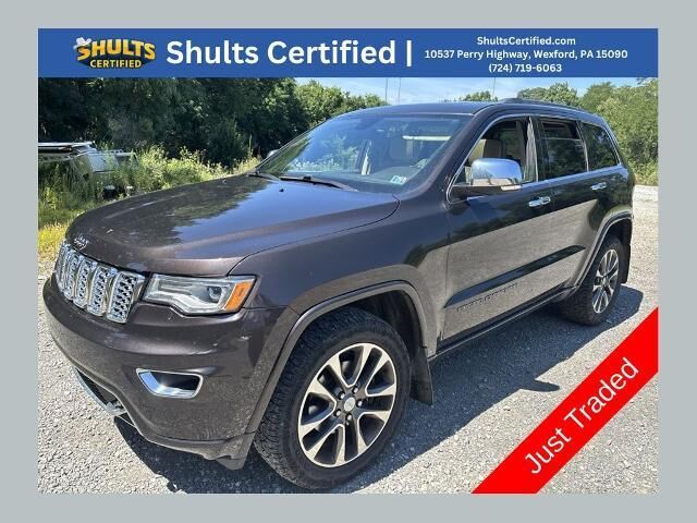 2017 Jeep Grand Cherokee Overland — photo 1 of 24