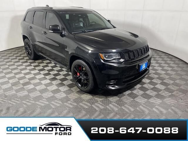 2017 Jeep Grand Cherokee SRT — photo 1 of 13