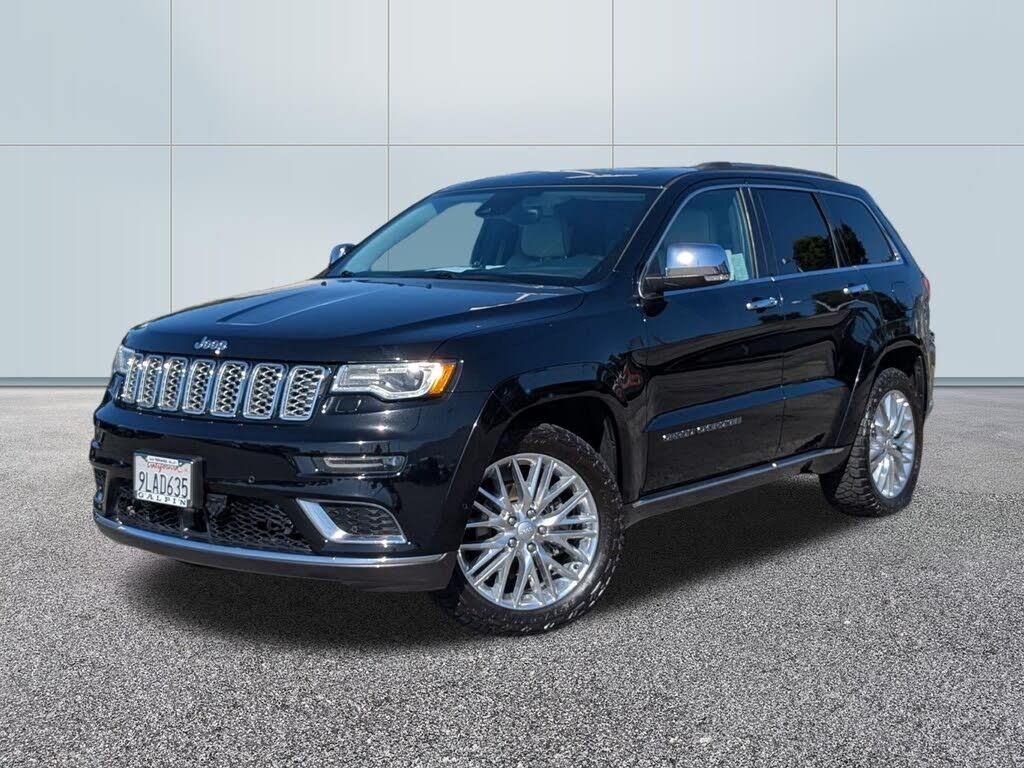 2017 Jeep Grand Cherokee Summit — photo 1 of 2