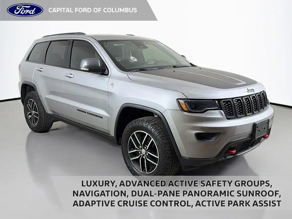 2018 Jeep Grand Cherokee Trailhawk — photo 1 of 11