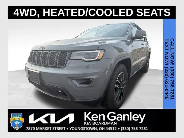 2021 Jeep Grand Cherokee Trailhawk — photo 1 of 13