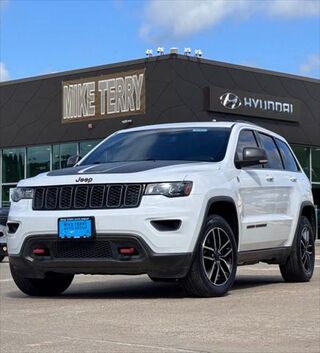 2020 Jeep Grand Cherokee Trailhawk — photo 1 of 13