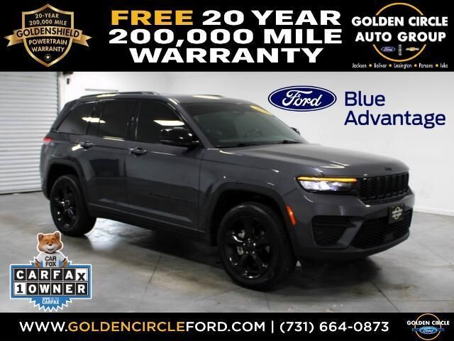 2022 Jeep Grand Cherokee Laredo
