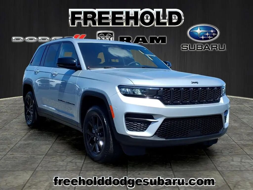 2024 Jeep Grand Cherokee Altitude X — photo 1 of 26