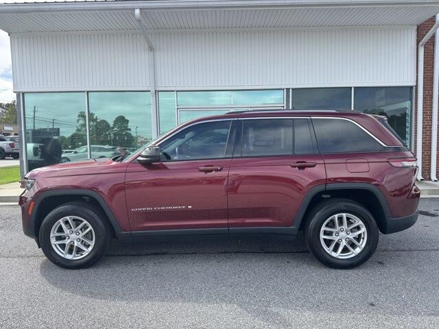 2023 Jeep Grand Cherokee Laredo