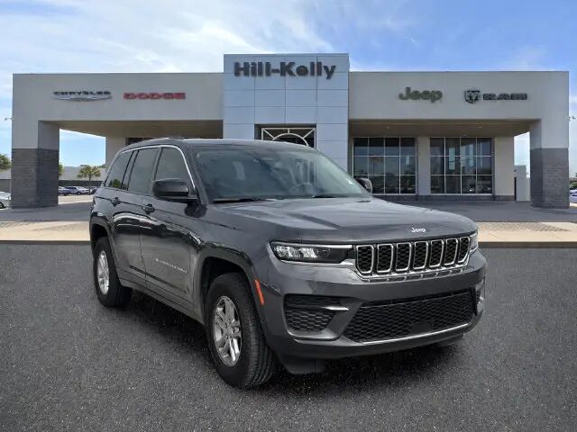2023 Jeep Grand Cherokee Laredo