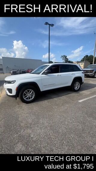 2024 Jeep Grand Cherokee Laredo