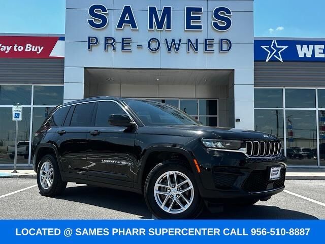 2025 Jeep Grand Cherokee Laredo — photo 1 of 13