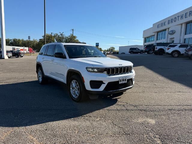 2024 Jeep Grand Cherokee Laredo