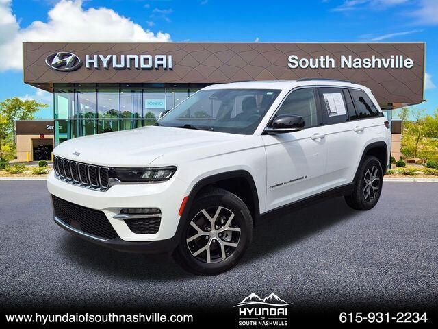 2023 Jeep Grand Cherokee Limited — photo 1 of 13