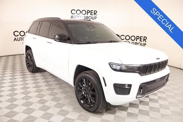 2022 Jeep Grand Cherokee Overland