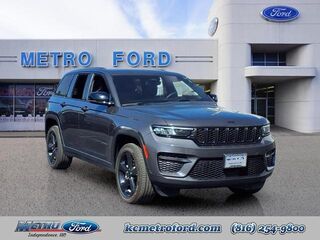 2023 Jeep Grand Cherokee Laredo