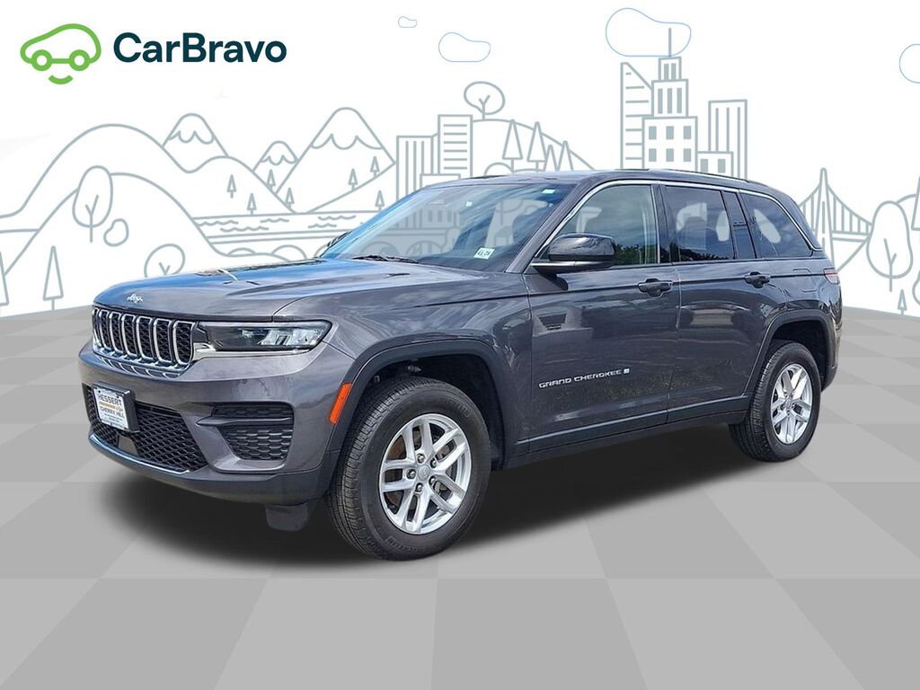 2024 Jeep Grand Cherokee Laredo X 4x4 — photo 1 of 6