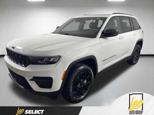 2025 Jeep Grand Cherokee Altitude