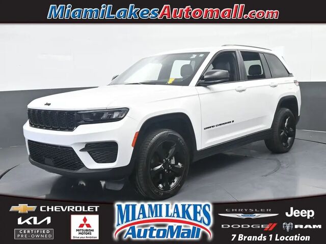 2023 Jeep Grand Cherokee Laredo X