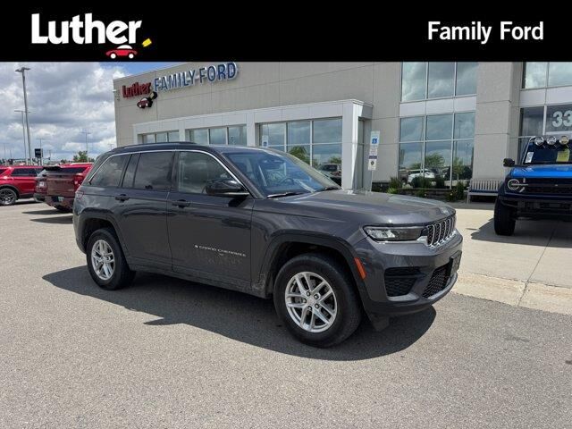 2023 Jeep Grand Cherokee Laredo