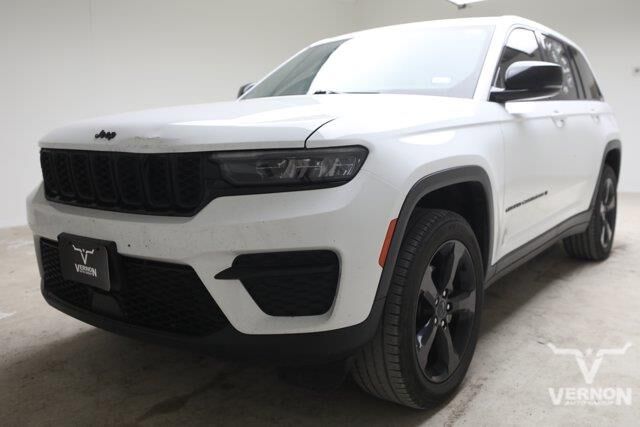 2023 Jeep Grand Cherokee Laredo