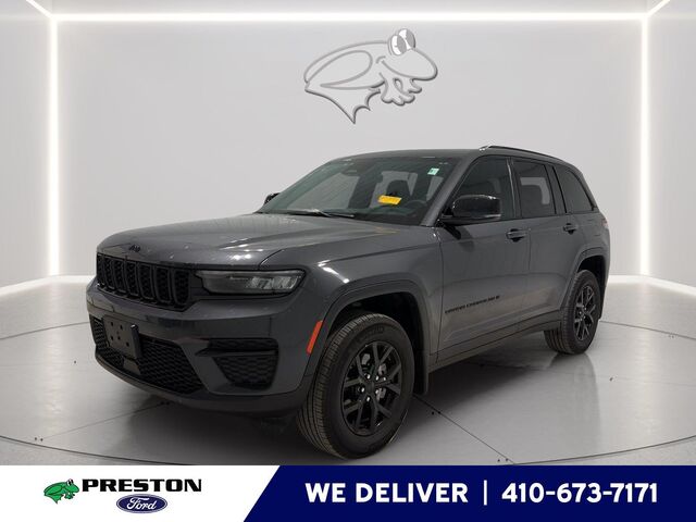 2025 Jeep Grand Cherokee Laredo