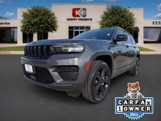 2022 Jeep Grand Cherokee Laredo