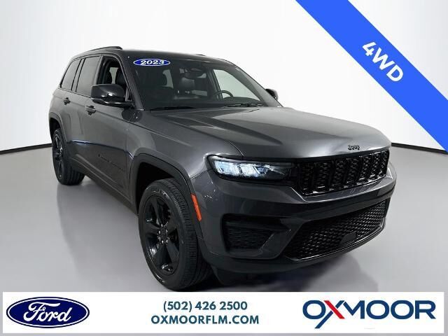 2023 Jeep Grand Cherokee Laredo