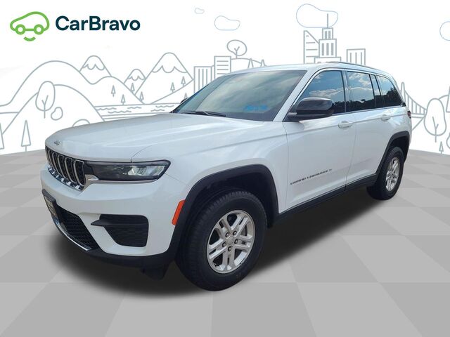 2023 Jeep Grand Cherokee Laredo 4x4